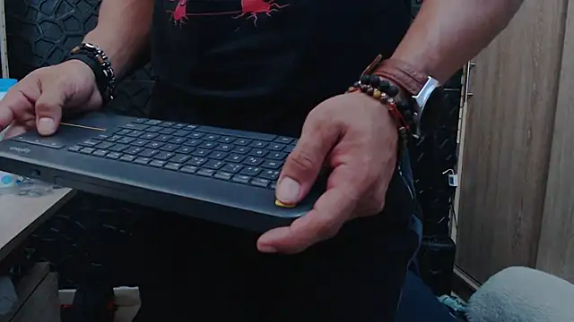 viktor herrera online show from 02-09-26, 09:02