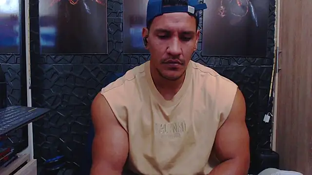 Snapshot of viktor_herrera chatting on 04-17-26, 04:37 viktor herrera online show from 04-17-26, 04:37