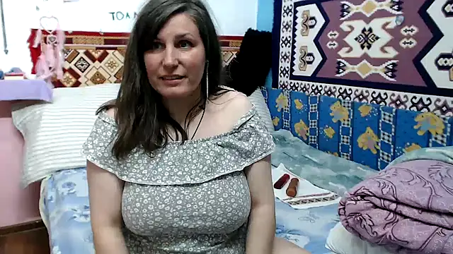 Adelinemilf online show from 05-04-26, 11:57