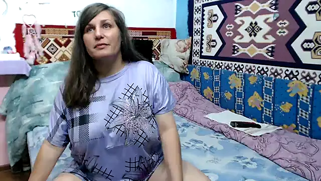 Adelinemilf online show from 06-23-26, 12:14