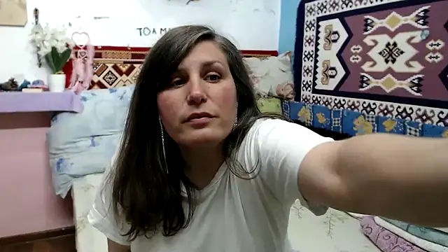 Adelinemilf online show from 05-14-26, 12:24