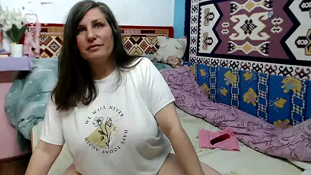 Adelinemilf online show from 05-09-26, 11:13