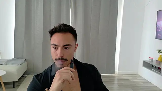 Master Lukas online show from 05-14-26, 09:39