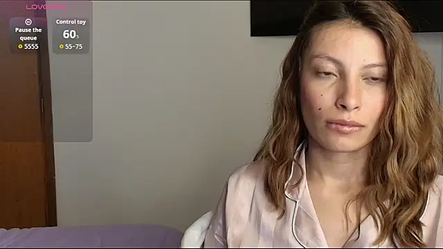 Sweet moon v  online show from 03-27-26, 04:54