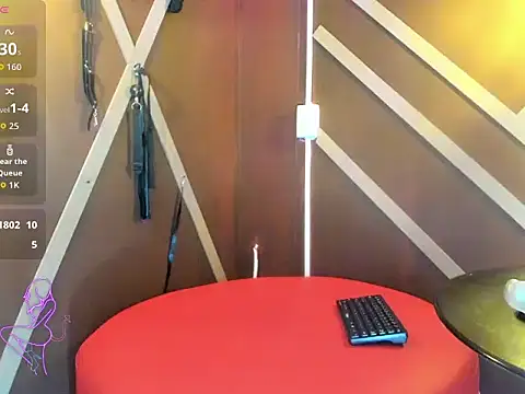 EvelynMoore   online show from 01-14-26, 11:08