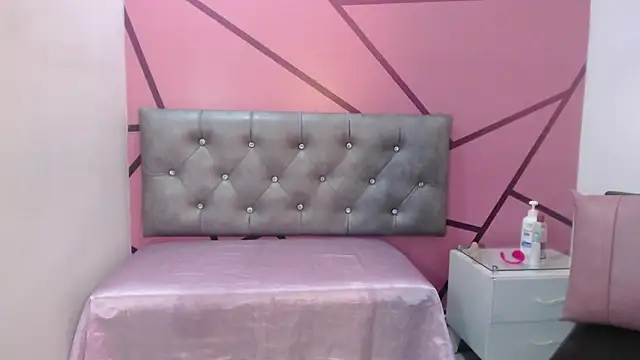 Little18Doll online show from 05-18-26, 10:03