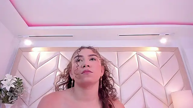 CamilaCastillo online show from 05-24-26, 12:27