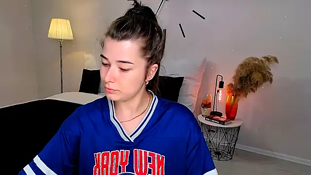 a dorable online show from 07-16-26, 11:07