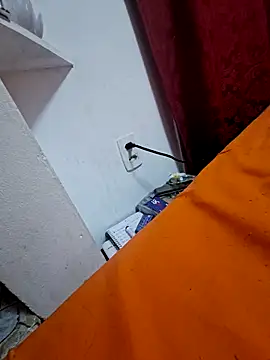 Snapshot of ashley_hoott chatting on 01-10-26, 10:16 ashley hoott online show from 01-10-26, 10:16