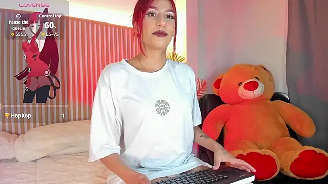 Snapshot of lia_corner chatting on 02-13-26, 07:58 lia corner online show from 02-13-26, 07:58