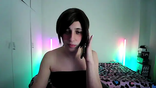 HoneyValentine online show from 04-04-26, 06:47