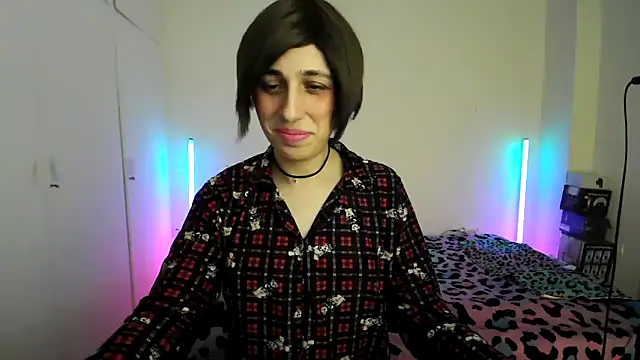 HoneyValentine online show from 03-23-26, 08:52