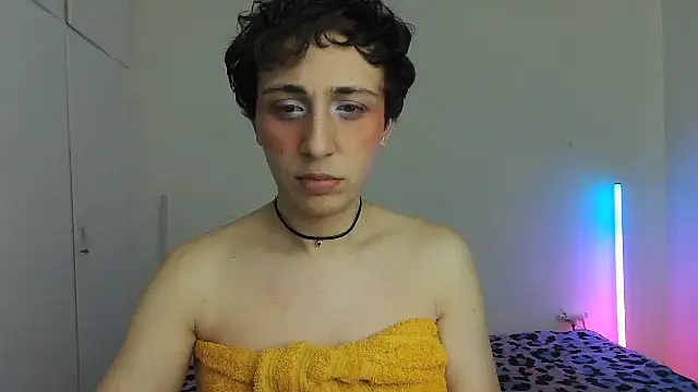 HoneyValentine online show from 03-11-26, 07:30