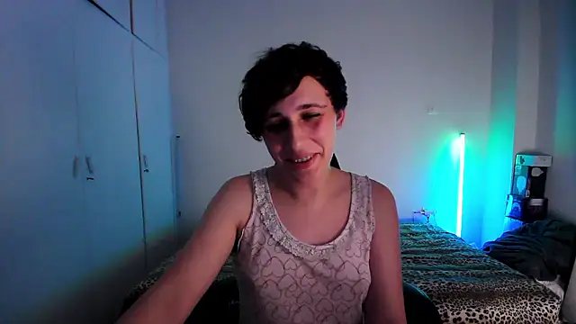 Snapshot of HoneyValentine chatting on 06-21-26, 07:52 HoneyValentine online show from 06-21-26, 07:52