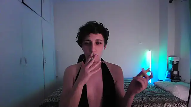 Snapshot of HoneyValentine chatting on 06-20-26, 06:46 HoneyValentine online show from 06-20-26, 06:46