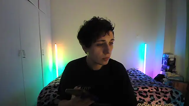 HoneyValentine online show from 06-01-26, 05:56