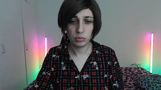 HoneyValentine online show from 03-19-26, 08:53