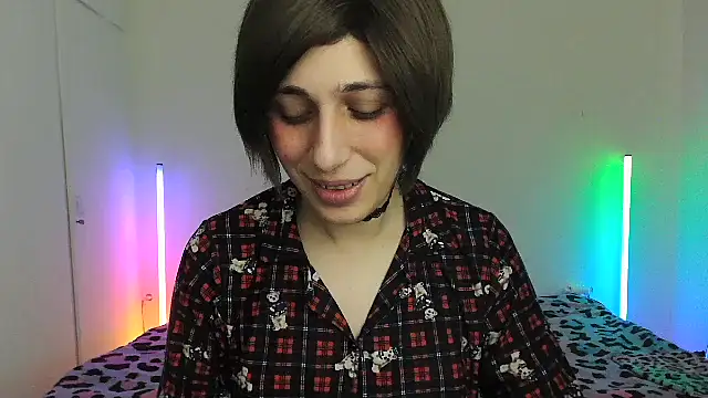 Snapshot of HoneyValentine chatting on 02-18-26, 08:49 HoneyValentine online show from 02-18-26, 08:49