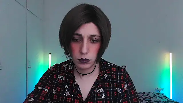 Snapshot of HoneyValentine chatting on 02-17-26, 06:49 HoneyValentine online show from 02-17-26, 06:49