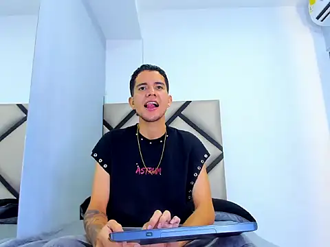 Maxxi- online show from 01-09-26, 07:21