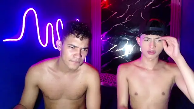 jamescurly00 online show from 04-11-26, 07:16