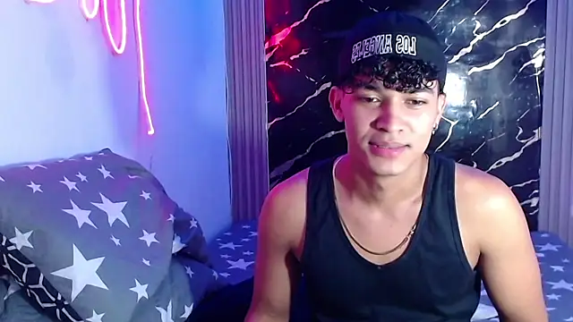 jamescurly00 online show from 03-19-26, 07:30