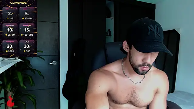 Snapshot of Rem_Dimartinz chatting on 02-24-26, 02:40 Rem Dimartinz online show from 02-24-26, 02:40