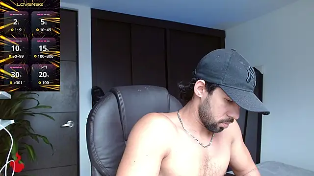 Snapshot of Rem_Dimartinz chatting on 02-25-26, 02:39 Rem Dimartinz online show from 02-25-26, 02:39