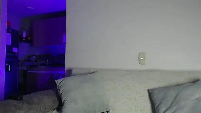 samanta xi online show from 03-28-26, 04:35