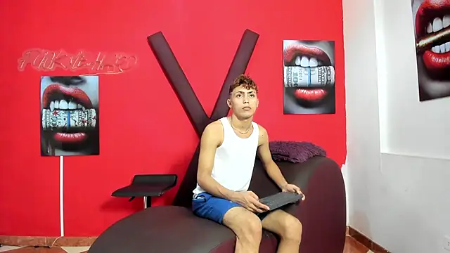 AVENGER BOYS2026 online show from 04-20-26, 07:15