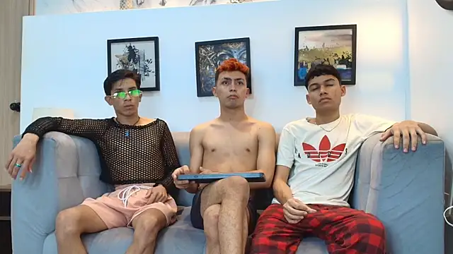 AVENGER BOYS2026 online show from 02-07-26, 01:24