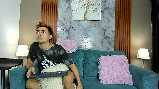 AVENGER BOYS2026 online show from 03-07-26, 02:00