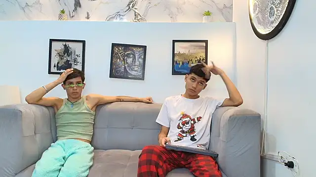 AVENGER BOYS2026 online show from 02-03-26, 01:27