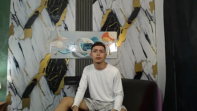 AVENGER BOYS2026 online show from 04-25-26, 07:22
