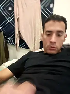 Vicentemfp44 online show from 01-10-26, 03:24