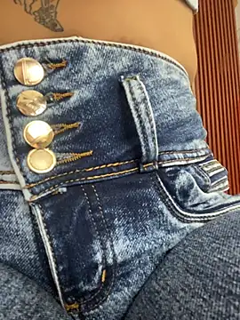 Michelle ec online show from 03-12-26, 05:50