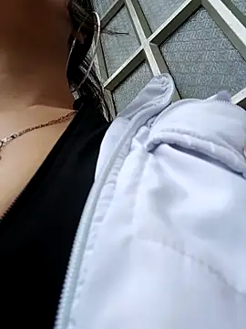 Michelle ec online show from 02-18-26, 05:09