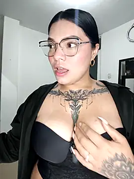 brenda palacio online show from 02-15-26, 02:45