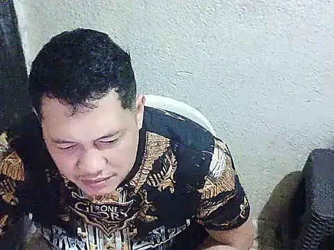 UrAsianGuy90 online show from 04-16-26, 10:38