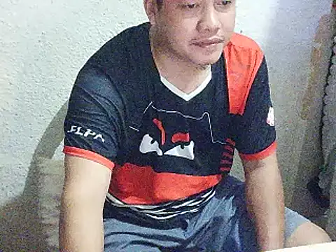 UrAsianGuy90 online show from 01-14-26, 02:31