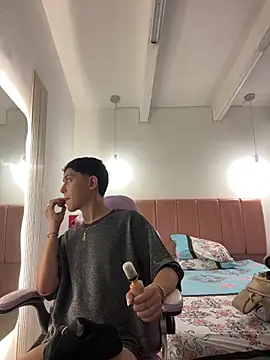 Iamcami  online show from 02-26-26, 06:52