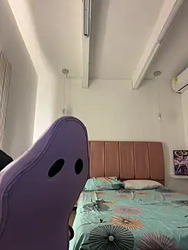 Iamcami  online show from 02-20-26, 06:43