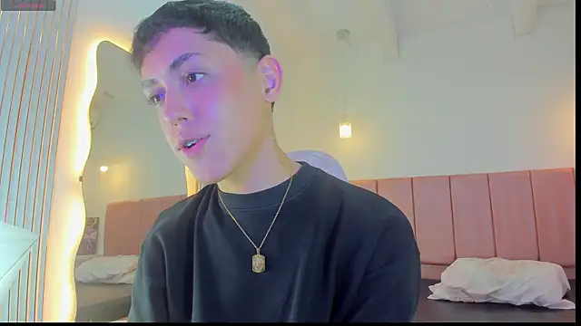 Iamcami  online show from 02-04-26, 07:09