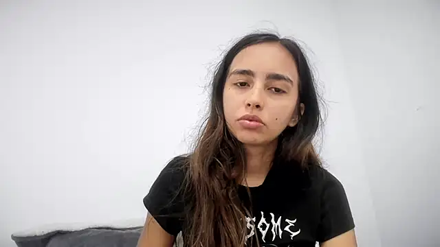 Sarah sumemers online show from 03-23-26, 08:08