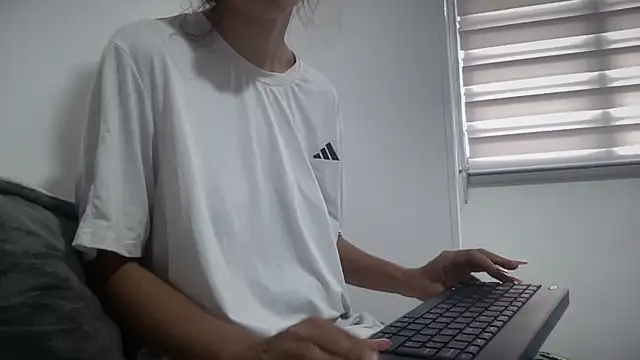 Sarah sumemers online show from 03-16-26, 08:11