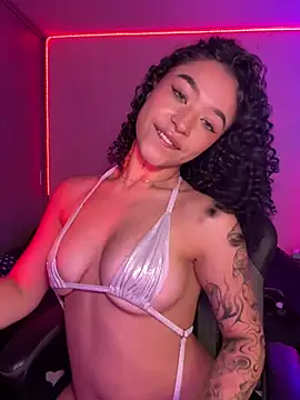 crystal dlun online show from 01-12-26, 04:36