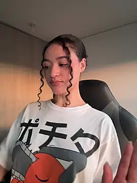 crystal dlun online show from 04-03-26, 11:11