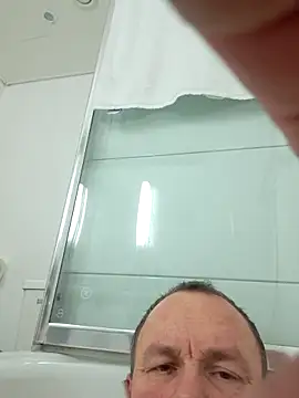 Snapshot of kanos71 chatting on 02-06-26, 07:54 kanos71 online show from 02-06-26, 07:54