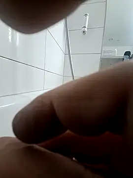 Snapshot of kanos71 chatting on 02-06-26, 06:09 kanos71 online show from 02-06-26, 06:09