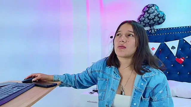 Cristal and luke online show from 02-21-26, 03:30